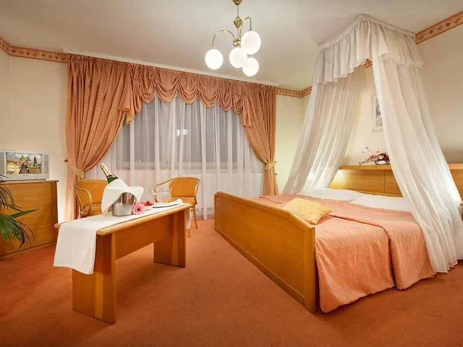 Hotel Henrietta Prague Czech Republic