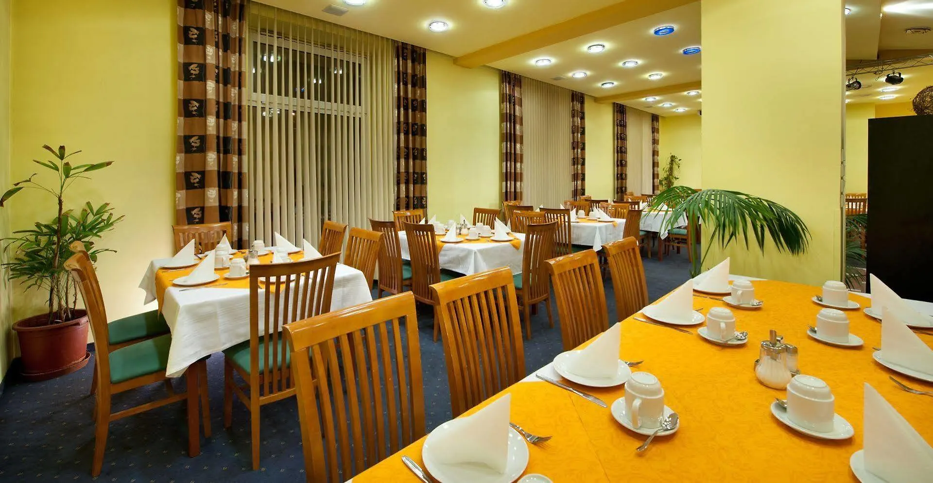 Hotel Henrietta Prague 3*,