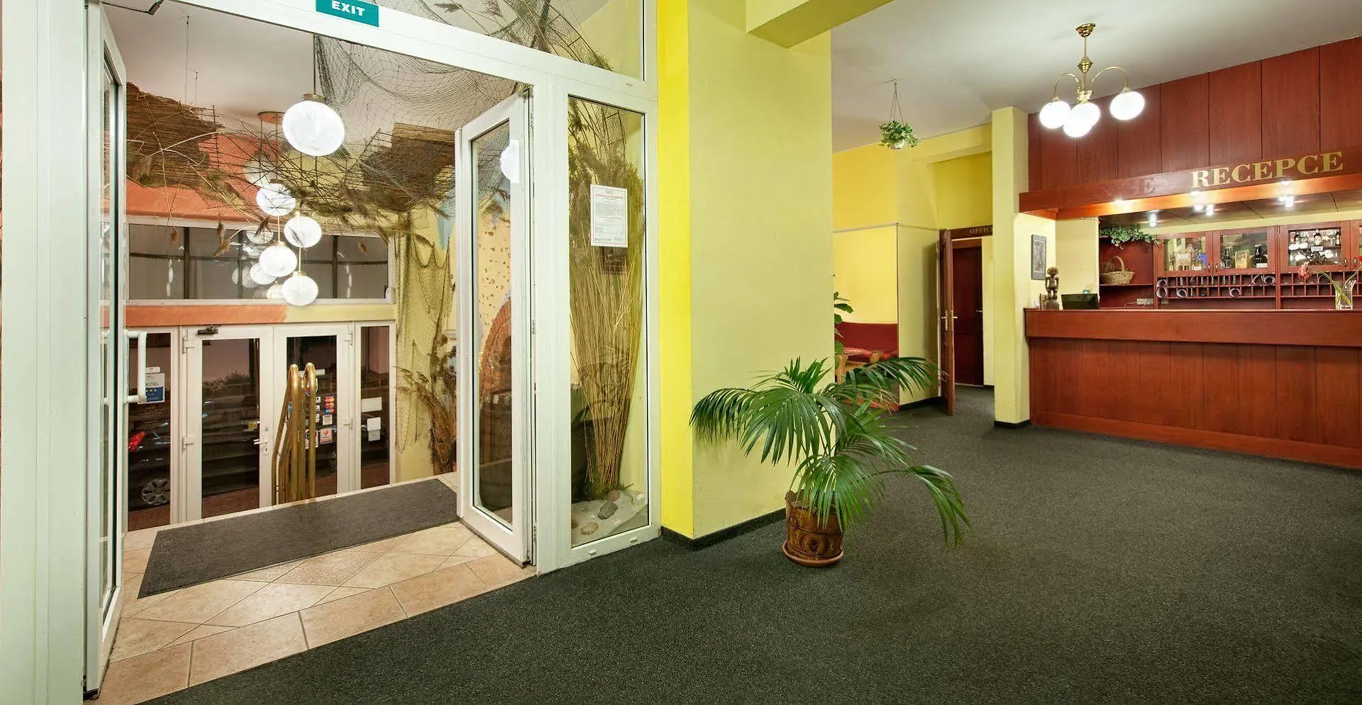 Hotel Henrietta Praga 3*,