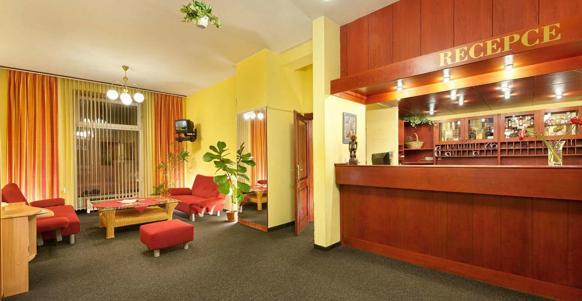 Hotel Henrietta Praga 3*,  República Checa